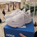 봄이오네 | 호카오네오네 매장 코엑스 호카 본디9 여성 와이드 화이트 후기