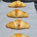 크루아상 이미지