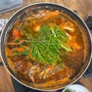 영흥해물아구찜 | 영흥도 자연산 얼큰 매운탕 맛집 "영흥일번지"｜간장게장까지 나오는 백반 맛집 추천