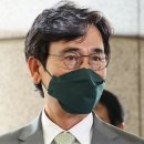 유시민의 일침 “대중은 박지현에 관심 없다. 시끄러운 정치인일 뿐” 이미지