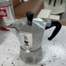 나만의 홈카페 즐기기 | 가성비 홈카페 즐기기 | 비알레띠 모카포트 3컵 사용후기