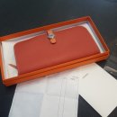 [판매완료] 서울강남 에르메스 도곤 여성 오렌지 은장 장지갑 백화점 구매영수증 포함 이미지