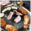 싹쓰리 솥뚜껑 김치삼겹살 이미지