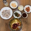 70년 전통의 묵직한 한 끼, 제주로컬맛집 영해식당 제주시점 수육과 밀냉면 후기