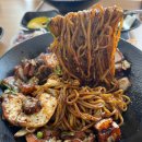 역대짬뽕 여수국동점 | (여수) 매운짬뽕 해장맛집? "역대짬뽕 국대점" 90번 볶아서 불맛 제대로 살린 간짜장 합격!