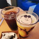 투썸플레이스 카페 여름 신메뉴 추천 스누피 찰리 브라운의 바나나 초콜릿 프라페 맛후기