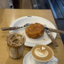 카페 압구정에서 이미지