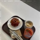카페 봄에 이미지