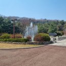 신안산대학로1R | 안산정원카페 넓은정원과 대학교캠퍼스 둘레길이 있는 연못가카페