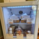 영등포 수제빵 모모모베이커리 바질토마토, 크루아상, 소금빵 잇템(EAT ITEM) 리뷰: 겉바속촉 빵에 바질...