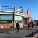 신리삼거리 교통섬 | 서해랑길64→63코스(태안관광안내소→간월암→궁리항→남당항→천북굴단지)