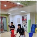돌려차기 태권도장 이미지