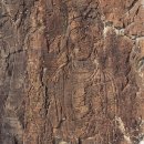 함안 방어산 마애약사여래삼존입상 이미지