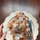 티에이 | 연남동 디저트 맛집 사이드테이블에서 바닐라 바나나킥 크로플과 루피시아 에이드를 먹어보아요