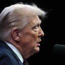 미국 대법원, 트럼프 관세 합법성 판단 내릴 듯 이미지