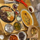 LOVELY POM 이미지