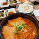지수엄마 어디예요? 도쿄돔.. 너 어디야? KSPO... 또 한유진만 하다 끝나버린 4월 (인기가요 도쿄...
