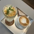 손씨(sonsy) | 살던 집을 카페로 개조한 감성 가득한 운정 카페 손씨(sonsy)