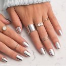 있다.Nail