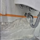 UR(파주시)-[당동2로]-하-1 | 욕실 접착력이 떨어진 타일 부분 교체 시공 업체