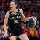 WNBA 선수들 샌안토니오 져지 입히기 이미지