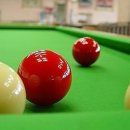 당구치는 사람들 이미지