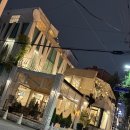 카페 압구정에서 | 빠니드 엠무니 | 프랑스를 그대로 옮겨놓은 듯한 압구정 카페 &amp; 베이커리 후기