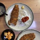 삼월, 한국에서의 일상