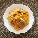 야채나라 | 어묵볶음 맛있게 만드는 법 황금레시피 어묵 써는 법 야채 추가하는 법 간장 양념 비율