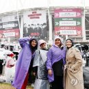 춤추는아리랑-꽃피우리라 | "빗속에서 피어난 보랏빛 꽃"…BTS 고양 콘서트, 비조차 막지 못한 6만 아미의 감동 떼창!