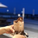 3월18일 영덕 해변 분위기 좋은 카페 추천 메뉴 롱...시그니처 발로나 가격 맛 위치 솔직한 후기 내돈내산