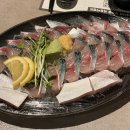 고등어다찌 | [부산 3박 4일 여행] 코스처럼 나오는 남포동 횟집 '고등어다찌' (활고등어회 후기)