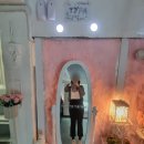 연도초등학교 | [왕십리_타이파]🥀🪽🫧로젠메이드가 떠오르는 장미정원 컨셉의 쇠맛 소녀감성카페, 아일릿모카 짜잔씨가...