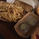 용산-236 | [용산] 녹사평역 필리치즈 스테이크 버거 맛집 ‘필리필리’ 내돈내산 후기
