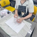 손끝에서 피어나는 네일아트 이미지