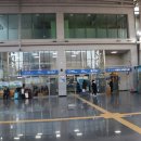 군산역 대합실 이미지