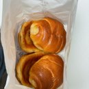 창의목장 | 단양 구경시장 빵집 '흑마늘소금빵' 단양여행 디저트 추천