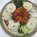 한치의 흔들림 없는 부드러운 맛, 한치회국수 이미지