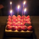 케이크살롱 | 연말 크리스마스 케이크 추천 롯데호텔 시그니처 패스트리 살롱 딸기 케이크 후기