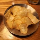기름이 맛있는 치킨 바른치킨 갈마점^^