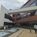 블랙업커피 을숙도 | 부산 을숙도 주차되고 아기의자있는 블랙업커피 을숙도점 대형카페