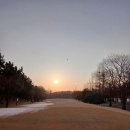 석양. 일몰. 골프장.인천국제 cc.. 눈 내린 골프장 이미지