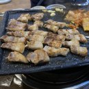 돈벼락김치삼겹살 이미지