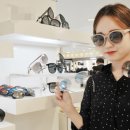 디스플레이 안경원 이미지