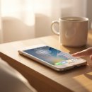 (주)알람 | iOS 26.1 변경점 배터리 최적화 리퀴드 글래스 투명도 조절 알람 제스처 실제 사용 후기