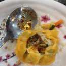 유보아손만두 이미지