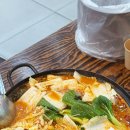 큰마루 - 용인시 수지구 신봉1로48번길 17 | 광주 각화동 맛집 '큰마루뼈해장국' 솔직후기 ㅡ 깊은 감칠맛의 감자탕과 매콤한 눈꽃치즈뼈찜
