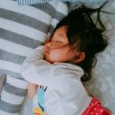 아윤이하루/ BlessRoll / 체리나무폴더롱매트/ BHC맛초킹+후라이드양념반반
