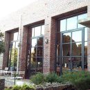 숲속빨간벽돌집 이미지