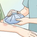 두드러기 가려움증 빨리 가라앉히는 얼음 찜질 노하우 이미지